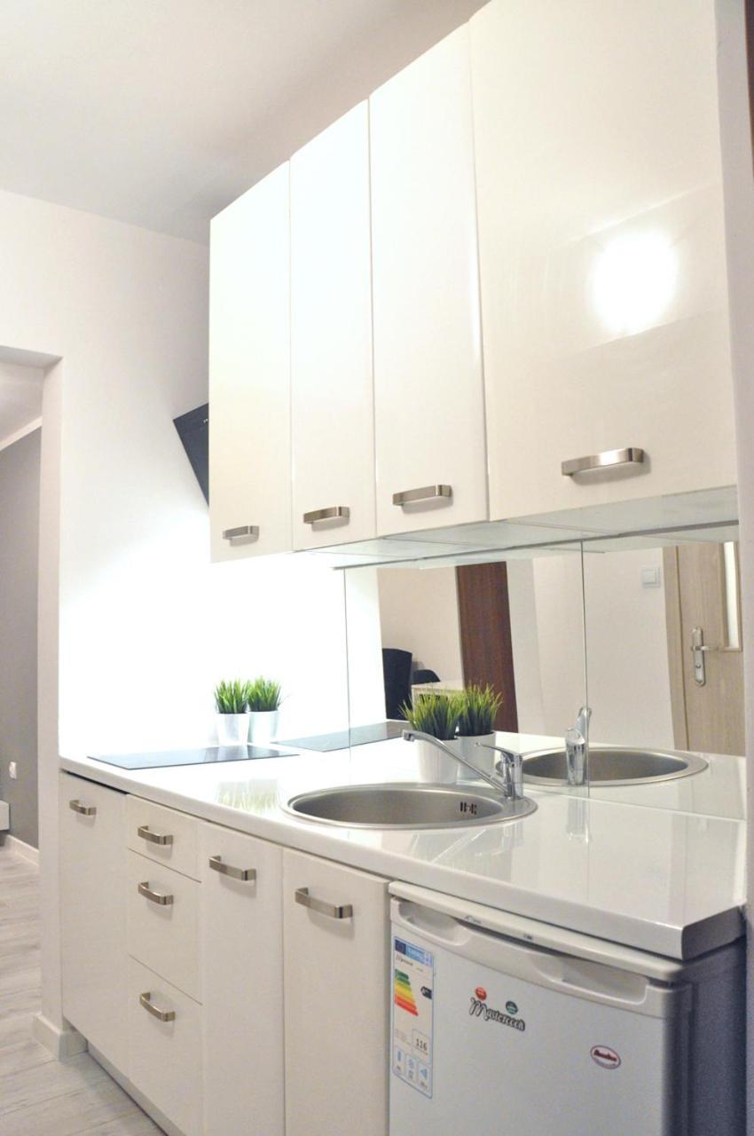 Nice And Comfy Studio Close To Old Town And Metro. Warsaw Luaran gambar