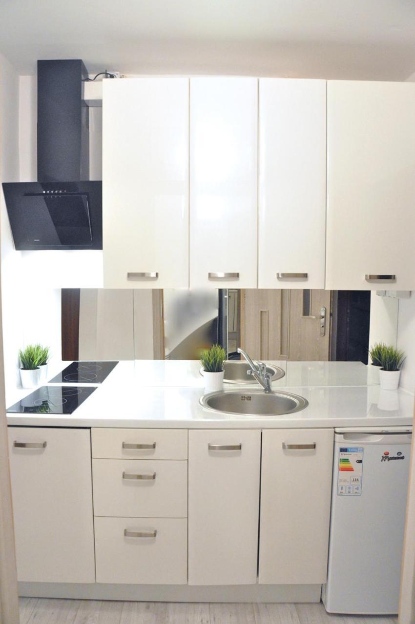 Nice And Comfy Studio Close To Old Town And Metro. Warsaw Luaran gambar